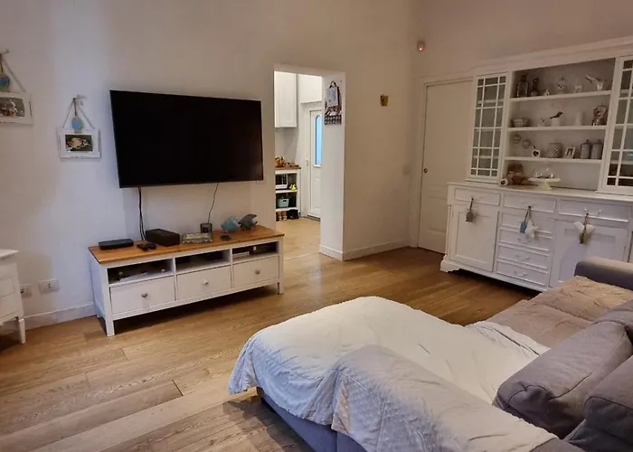 Vicino Al Mare Apartment *